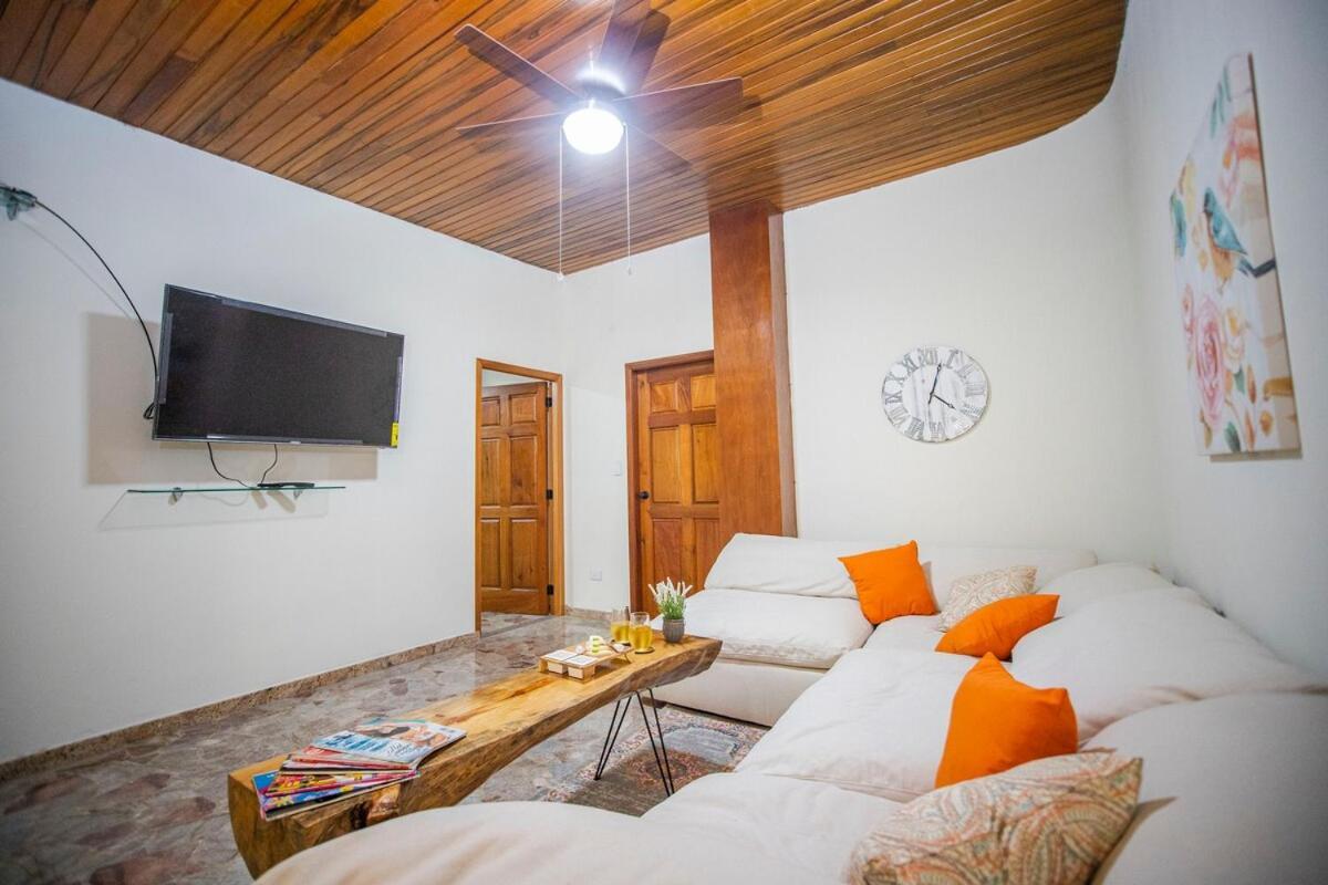 Open Space Concept That Allows For Multiple Places To Hang Out San Salvador