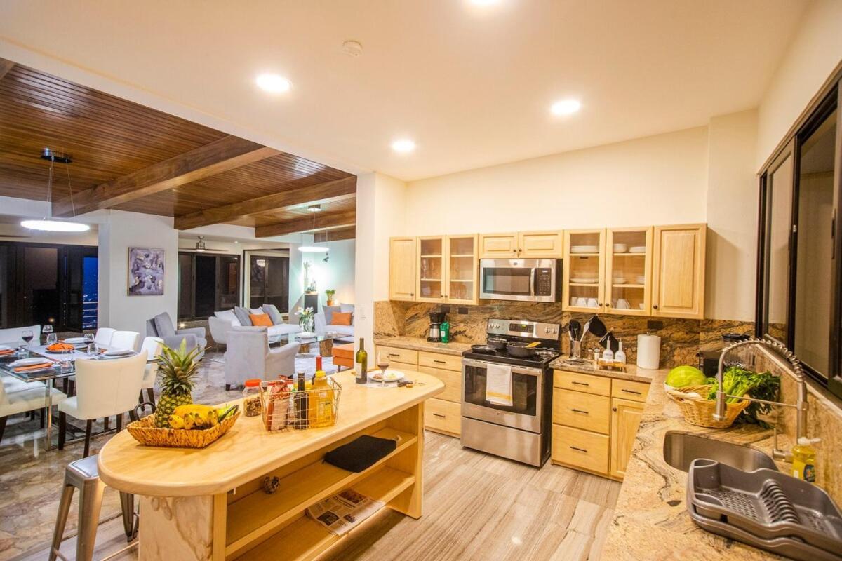 Apartment Open Space Concept That Allows For Multiple Places To Hang Out San Salvador
